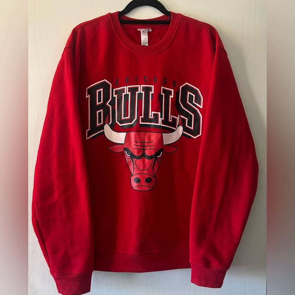 NBA Chicago Bulls Red Crewneck